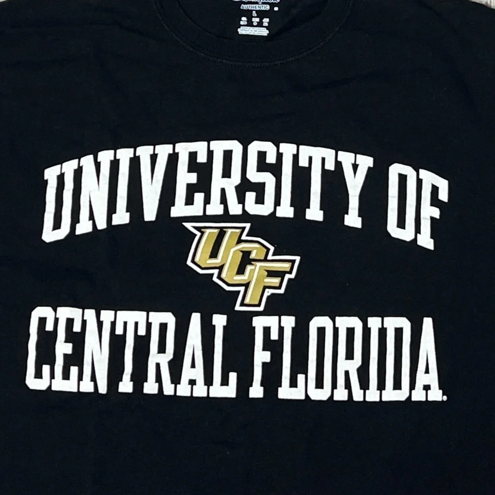 Central Florida Knights UCF Champion Black Crewneck NCAA Collegiate tshirt - Picture 2 of 4